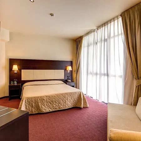 Tuscany Otel