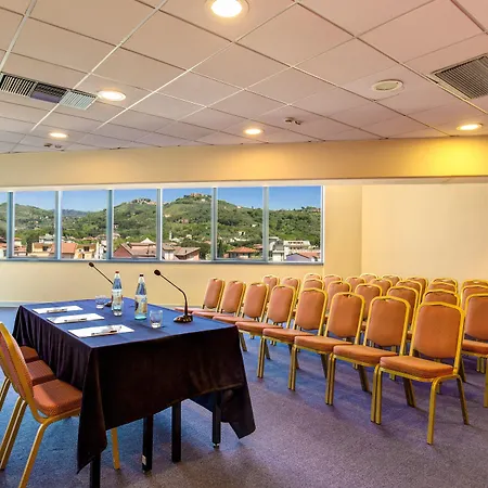Otel Tuscany 4*