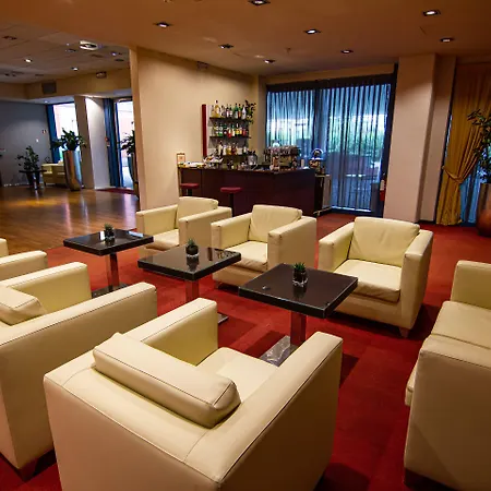 Tuscany Otel