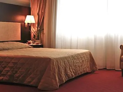 Tuscany Hotel