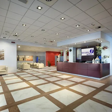 Hotel Tuscany